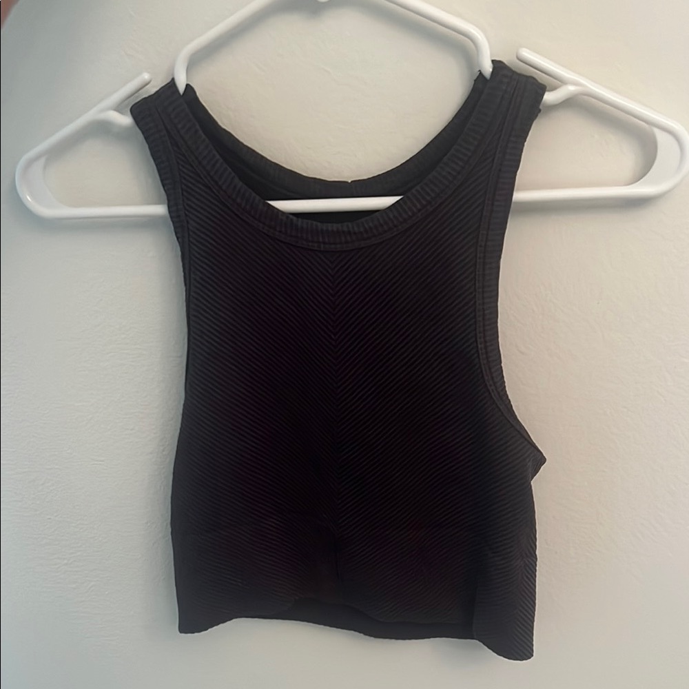 Ribbed Cropped Tank Top